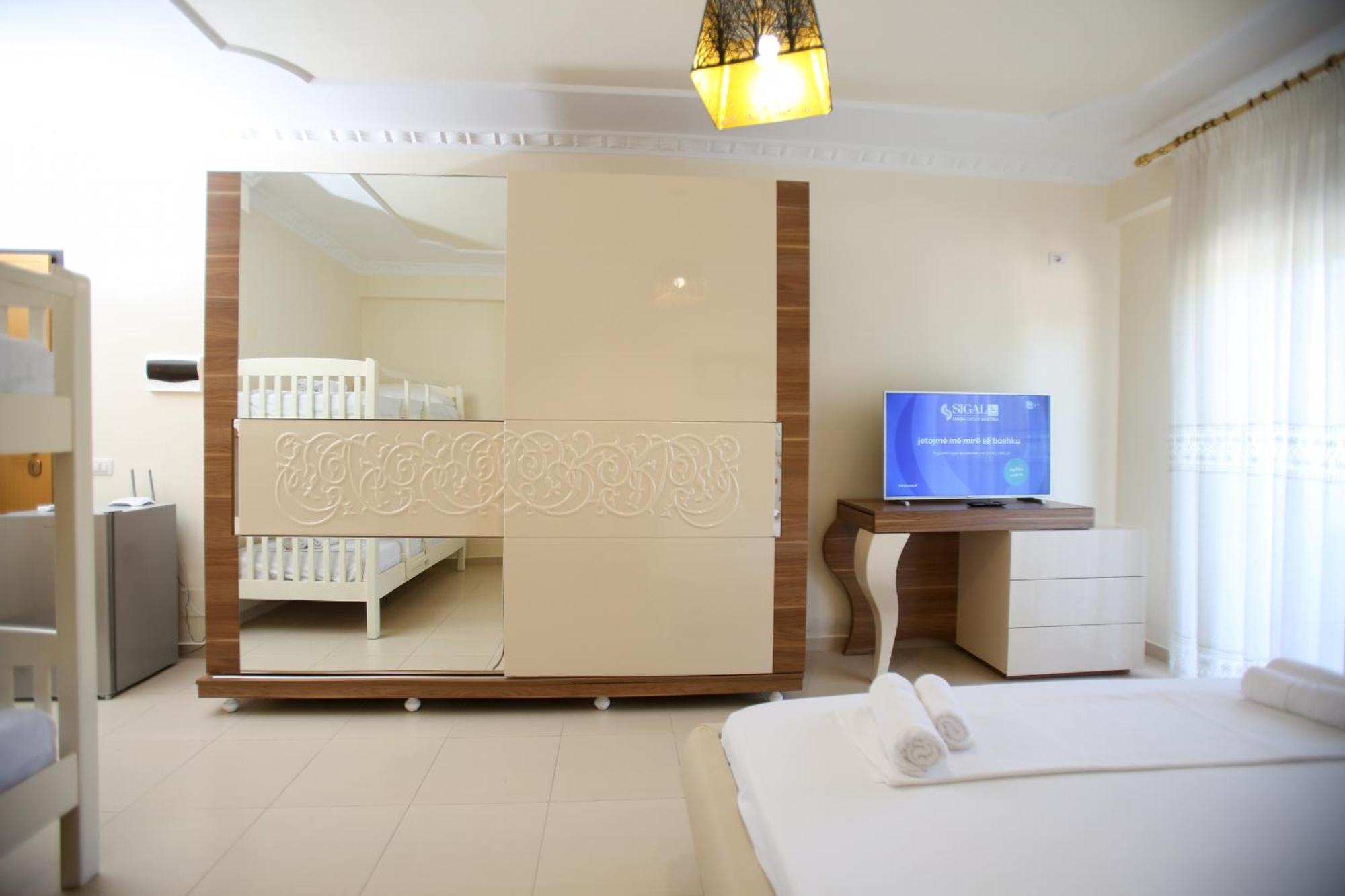 Oasis Residence Vlorë Eksteriør bilde